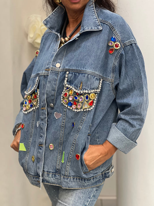 2.Giacca over gioiello