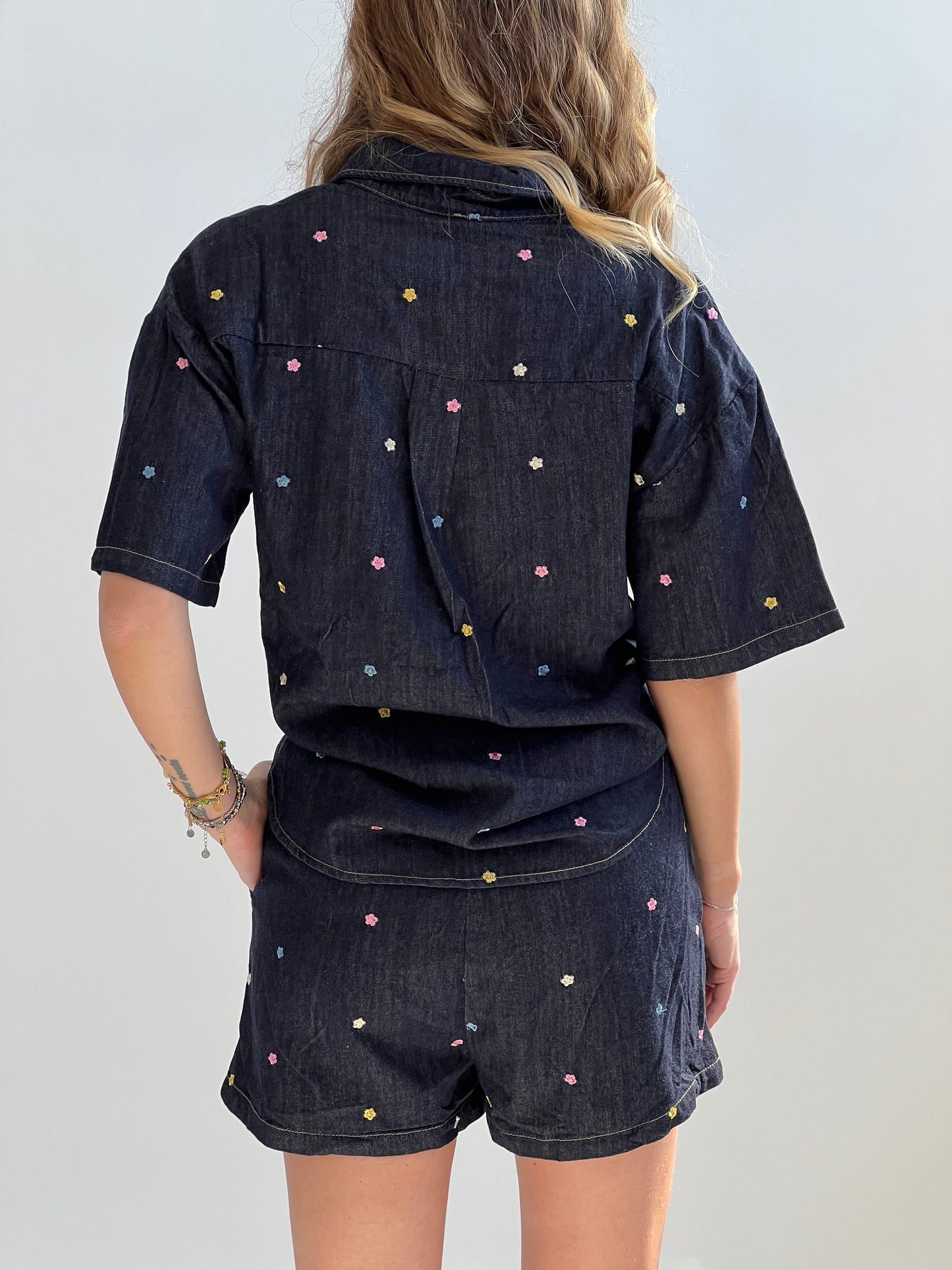 Completo jeans fiori